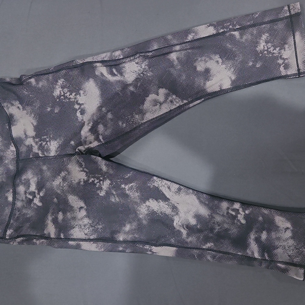 Athleta Capri Length Yoga Pants